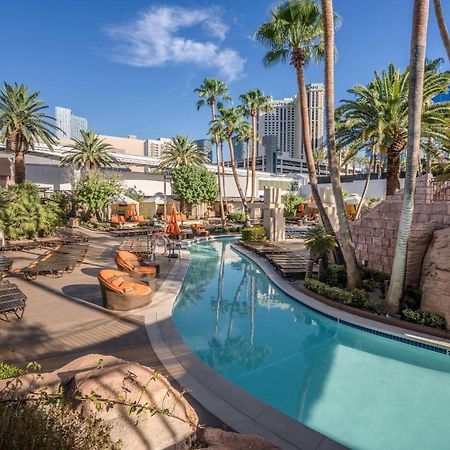 Lucky Gem Penthouse & Luxury Suites At Signature Resort, Balcony Strip View 1607 ラスベガス エクステリア 写真