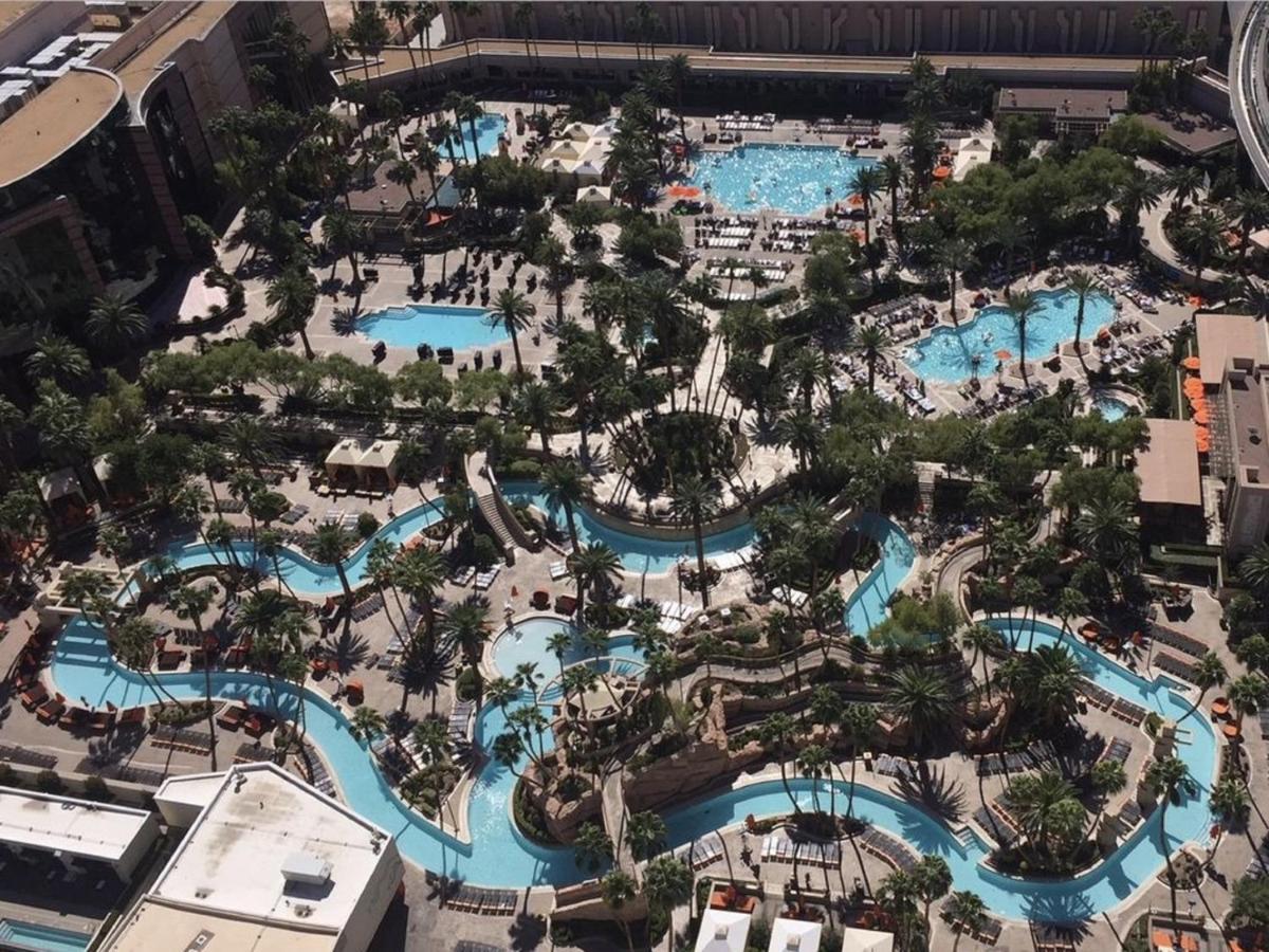 Lucky Gem Penthouse & Luxury Suites At Signature Resort, Balcony Strip View 1607 ラスベガス エクステリア 写真