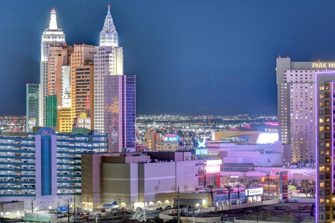 Lucky Gem Penthouse & Luxury Suites At Signature Resort, Balcony Strip View 1607 ラスベガス エクステリア 写真