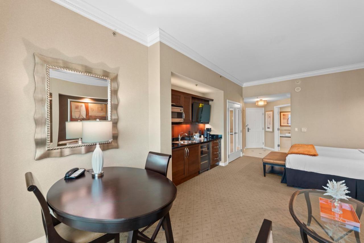 Lucky Gem Penthouse & Luxury Suites At Signature Resort, Balcony Strip View 1607 ラスベガス エクステリア 写真